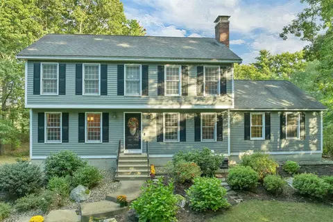 25 Faith Rd, Windham, NH 03087