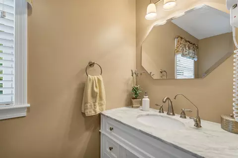 Bath - 25 Faith Rd, Windham, NH 03087 photo 1 of 3