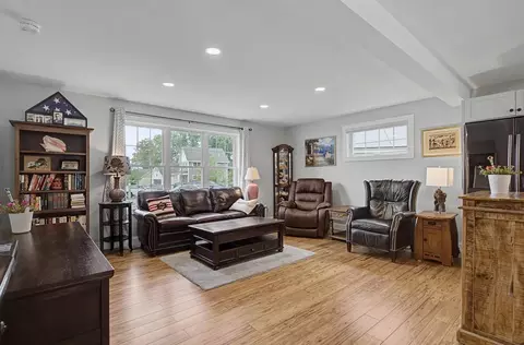 Living - 20 Beaumont Dr, Dover, NH 03820 photo 1 of 1