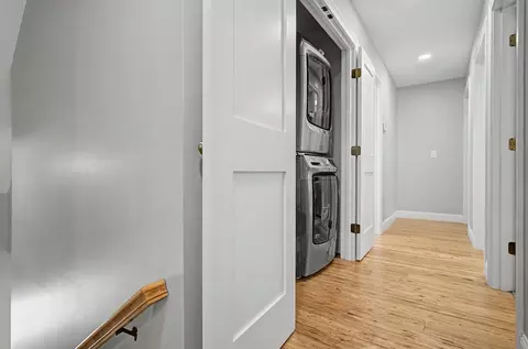 Entry Way - 20 Beaumont Dr, Dover, NH 03820 photo 3 of 4