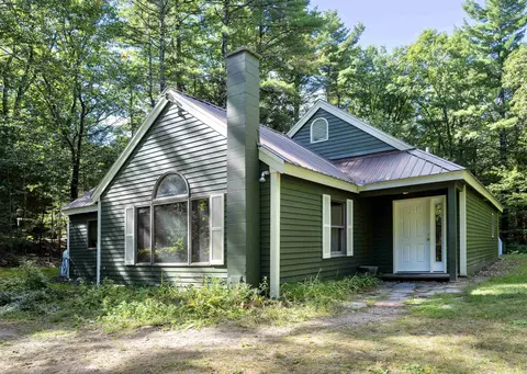 208 Onset Rd, Bennington, NH 03442