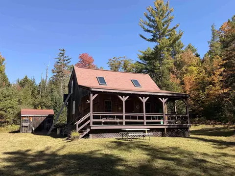 432 Glover Rd, Groton, VT 05046