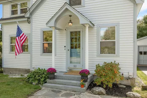 Exterior - 32 Perkins Rd, Rye, NH 03870 photo 2 of 7