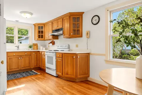 Kitchen - 32 Perkins Rd, Rye, NH 03870 photo 5 of 5