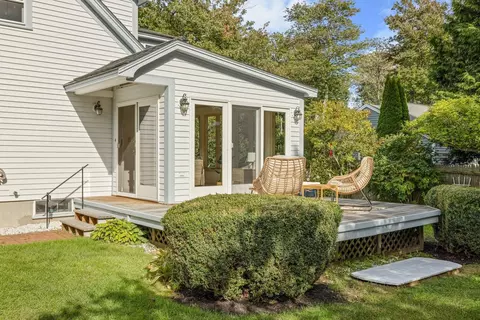 Exterior - 32 Perkins Rd, Rye, NH 03870 photo 3 of 7