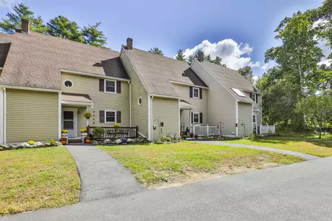 212 Raymond Rd #C, Nottingham, NH 03290