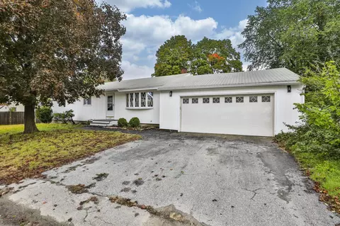 239 Brennan St, Manchester, NH 03109