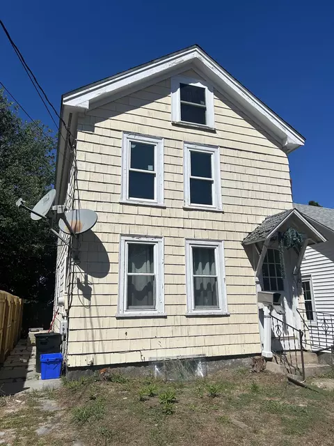 10 Tremont St, Concord, NH 03301