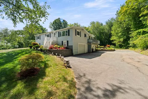 80 Hunt Rd, Danville, NH 03819