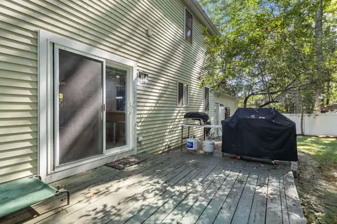 Exterior - 35 Old Lee Rd, Newfields, NH 03856 photo 4 of 10