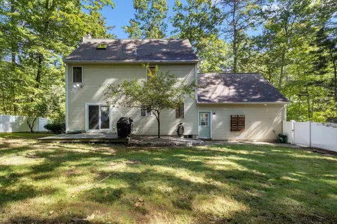 Exterior - 35 Old Lee Rd, Newfields, NH 03856 photo 6 of 10