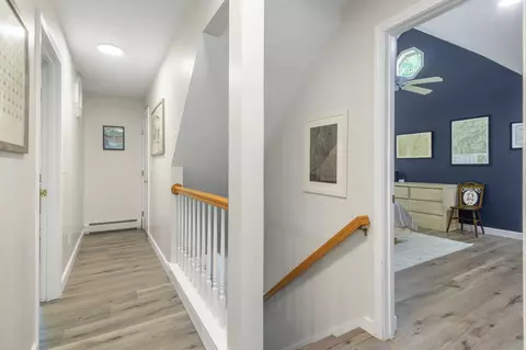 Entry Way - 35 Old Lee Rd, Newfields, NH 03856 photo 4 of 7