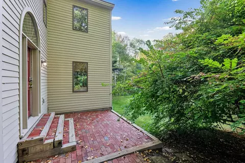 Exterior - 2 Buskey Cir, Hanover, NH 03755 photo 1 of 4