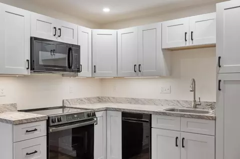 Kitchen - 10 Pine Rd, North Hampton, NH 03862 photo 8 of 8
