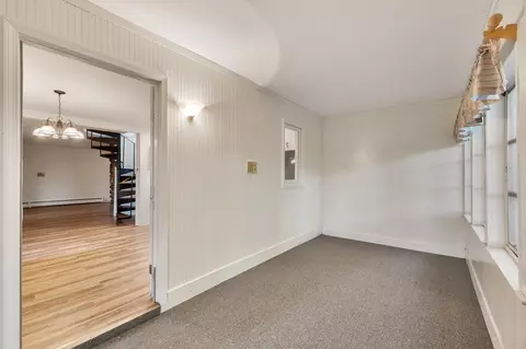 Entry Way - 10 Pine Rd, North Hampton, NH 03862 photo 1 of 1