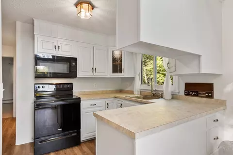 Kitchen - 10 Pine Rd, North Hampton, NH 03862 photo 3 of 8