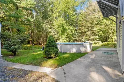 Exterior - 10 Pine Rd, North Hampton, NH 03862 photo 7 of 13