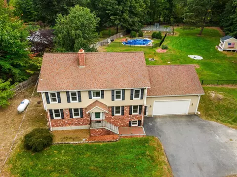 23 Brook Dr, Hudson, NH 03051