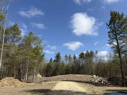 122 Robert Rodgers Rd, Dunbarton, NH 03046