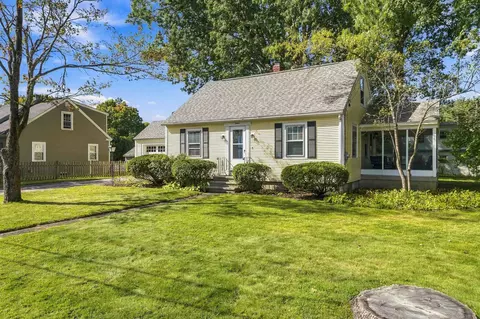 12 Nutting St, Nashua, NH 03064