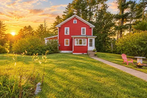 12 Cocheco Rd, Farmington, NH 03835