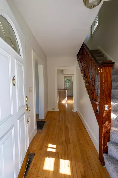 Entry Way - 6 Mckenzie Dr, Windsor, VT 05089 photo 2 of 4