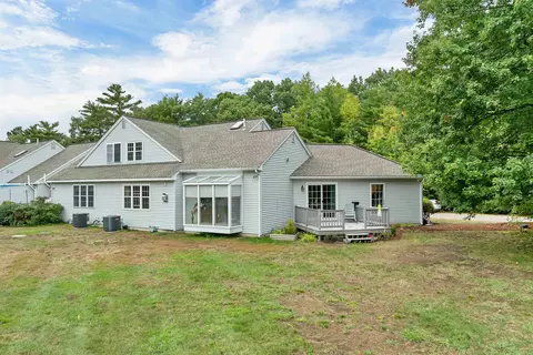 Exterior - 54 Saint John Ln #1, Hampstead, NH 03841 photo 3 of 5