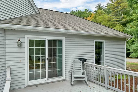 Exterior - 54 Saint John Ln #1, Hampstead, NH 03841 photo 4 of 5