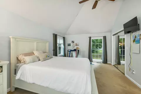 Bedroom - 54 Saint John Ln #1, Hampstead, NH 03841 photo 1 of 5