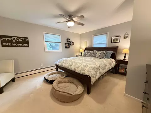 Bedroom - 87 Colonial Dr, Mendon, VT 05701 photo 3 of 5