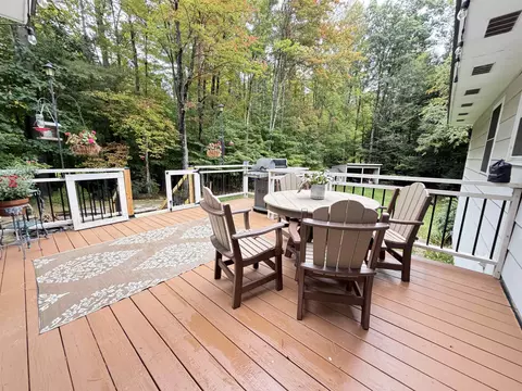 Exterior - 87 Colonial Dr, Mendon, VT 05701 photo 4 of 9