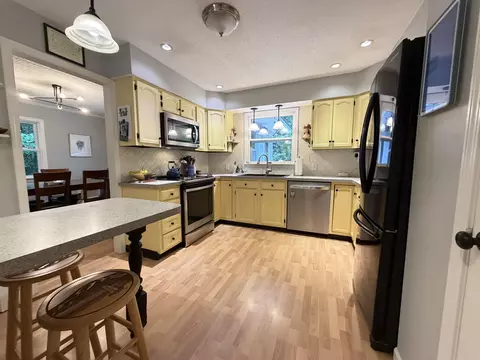 Kitchen - 87 Colonial Dr, Mendon, VT 05701 photo 1 of 3