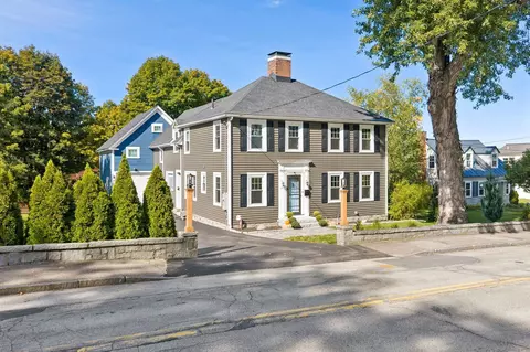 121 Prospect St, Franklin, NH 03235