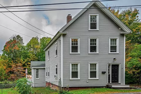 73 Winter St, Somersworth, NH 03878