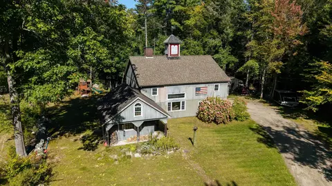 35 Quaker Ln, Richmond, NH 03470