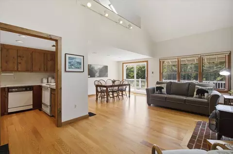 Entry Way - 400 Spring Brook Rd, Arlington, VT 05250 photo 2 of 2
