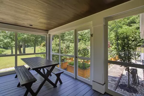 Exterior - 400 Spring Brook Rd, Arlington, VT 05250 photo 3 of 18