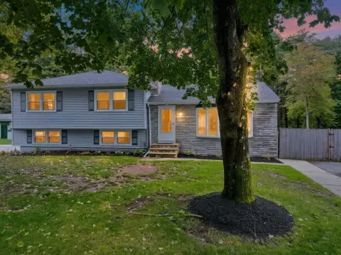 1 Scotland Ave, Salem, NH 03079