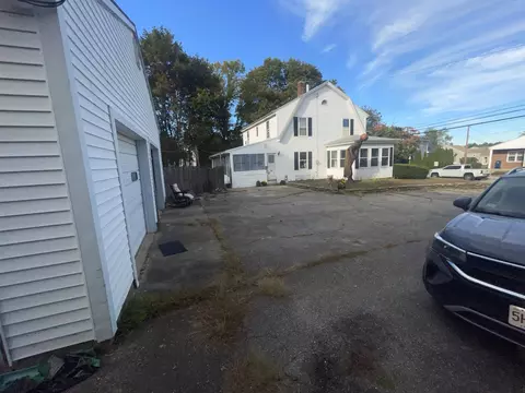 72 Main St, Epping, NH 03042 photo 3