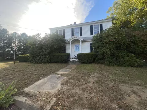 72 Main St, Epping, NH 03042