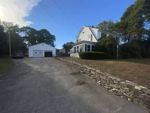 72 Main St, Epping, NH 03042 photo 2
