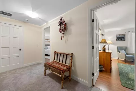 Entry Way - 33 Indian Point Rd, Hebron, NH 03241 photo 5 of 7