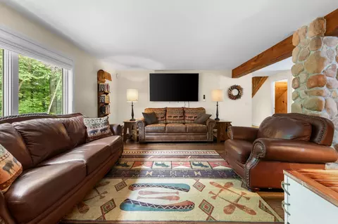 Living - 33 Indian Point Rd, Hebron, NH 03241 photo 6 of 8