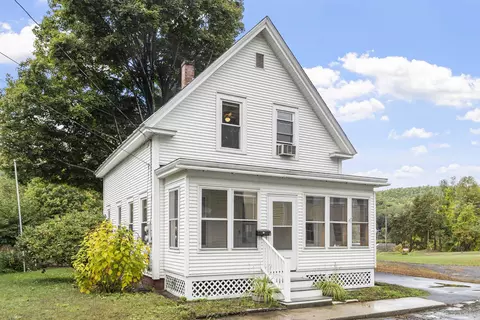 12 Spruce St, Walpole, NH 03609