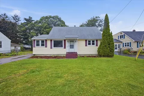 26 Pennington Dr, Burlington, VT 05408
