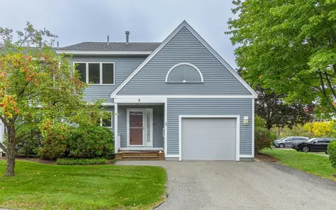 5 Sugar Maple Ln, Keene, NH 03431