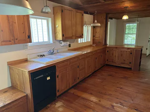Kitchen - 151 Brown Rd, Warner, NH 03278 photo 2 of 2