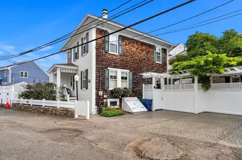Exterior - 365 Ocean Blvd, Hampton, NH 03842 photo 11 of 14