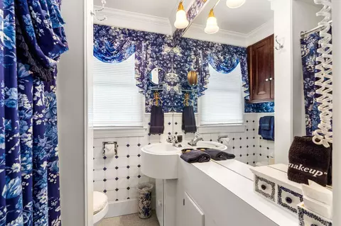 Bath - 365 Ocean Blvd, Hampton, NH 03842 photo 2 of 2