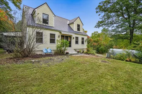 Exterior - 262 Collins Rd, Lyndeborough, NH 03082 photo 3 of 13